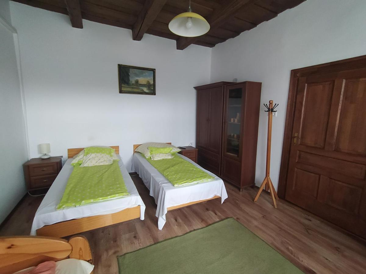 Heni Vendégháza Vadna Exterior foto