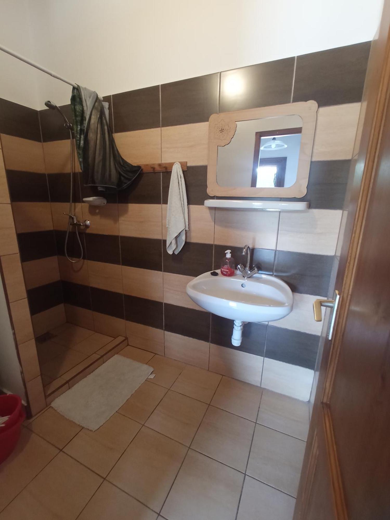 Heni Vendégháza Vadna Exterior foto