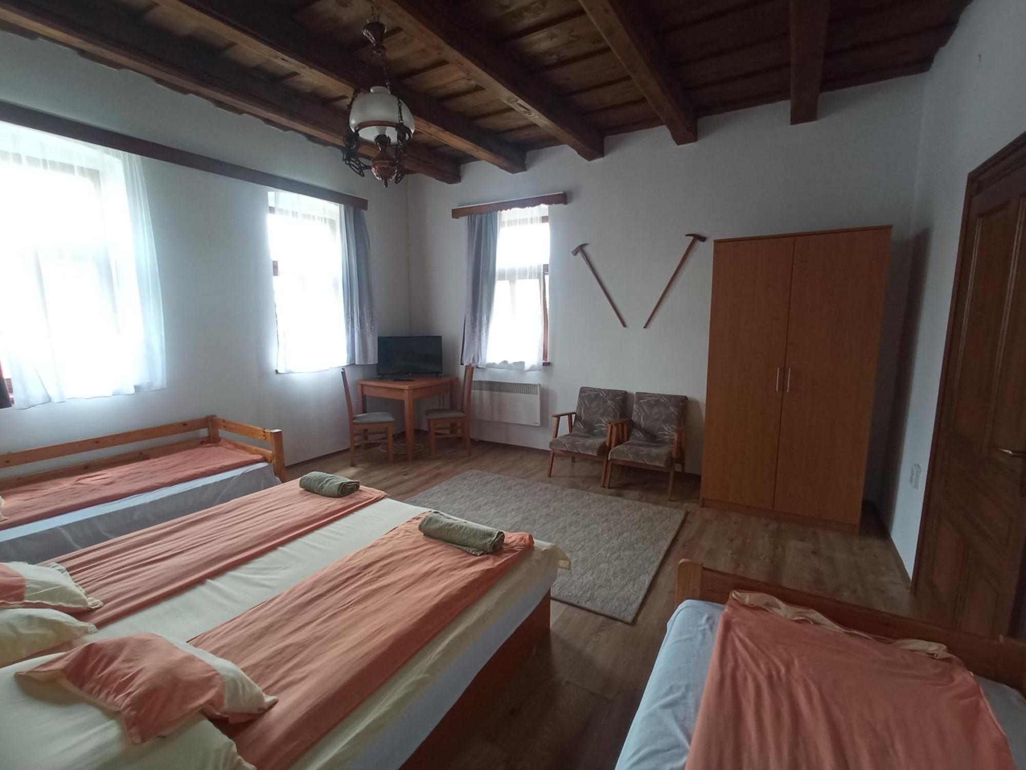 Heni Vendégháza Vadna Exterior foto